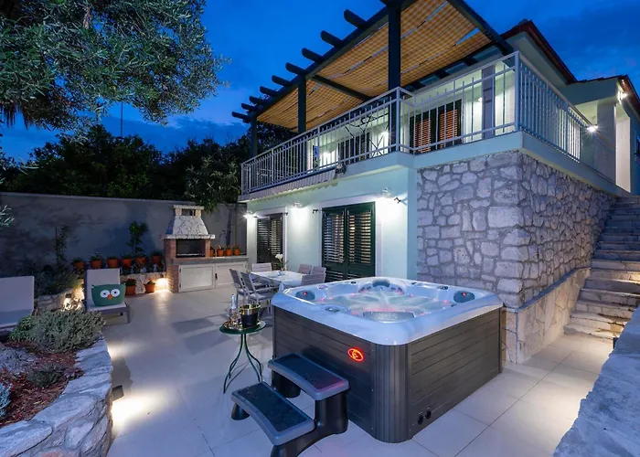 Holiday Villa Oliva